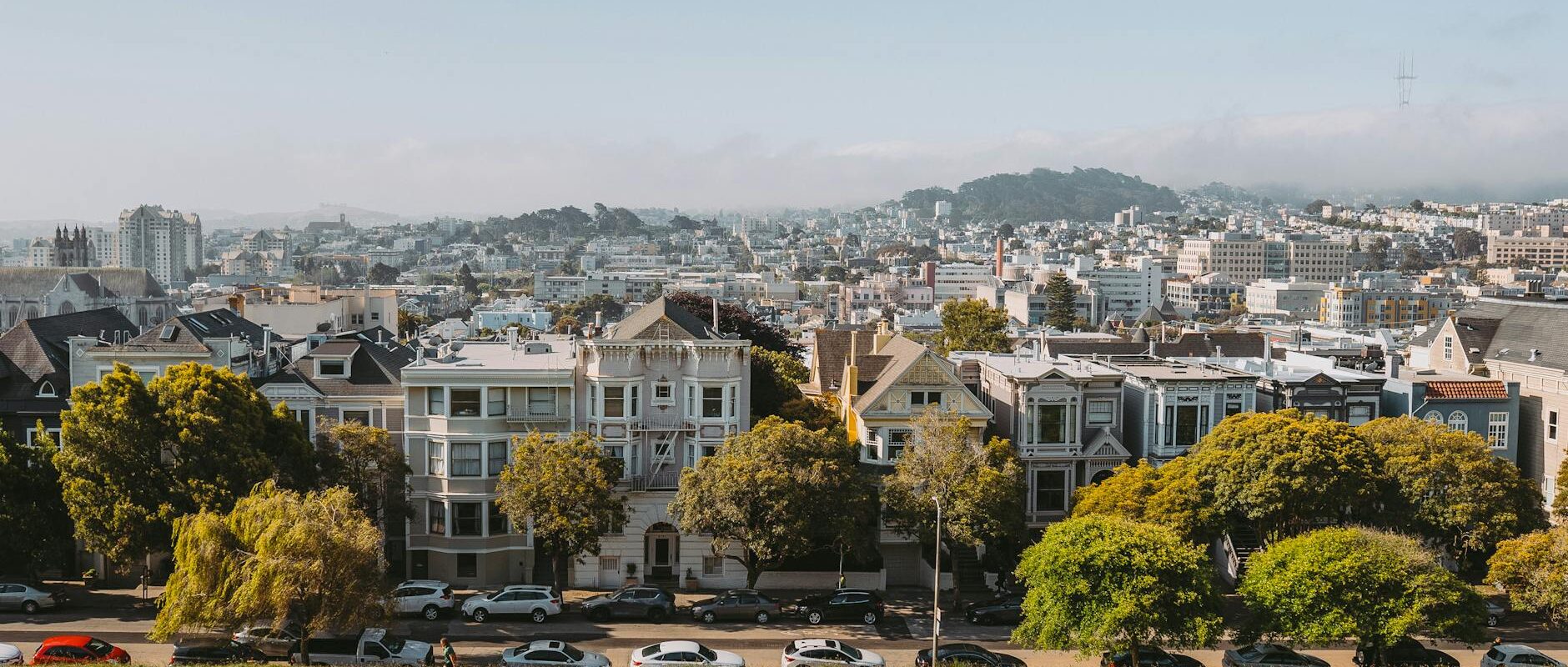 Flat-Rate House Cleaning Pricing in the Bay Area: What Affects the Total?